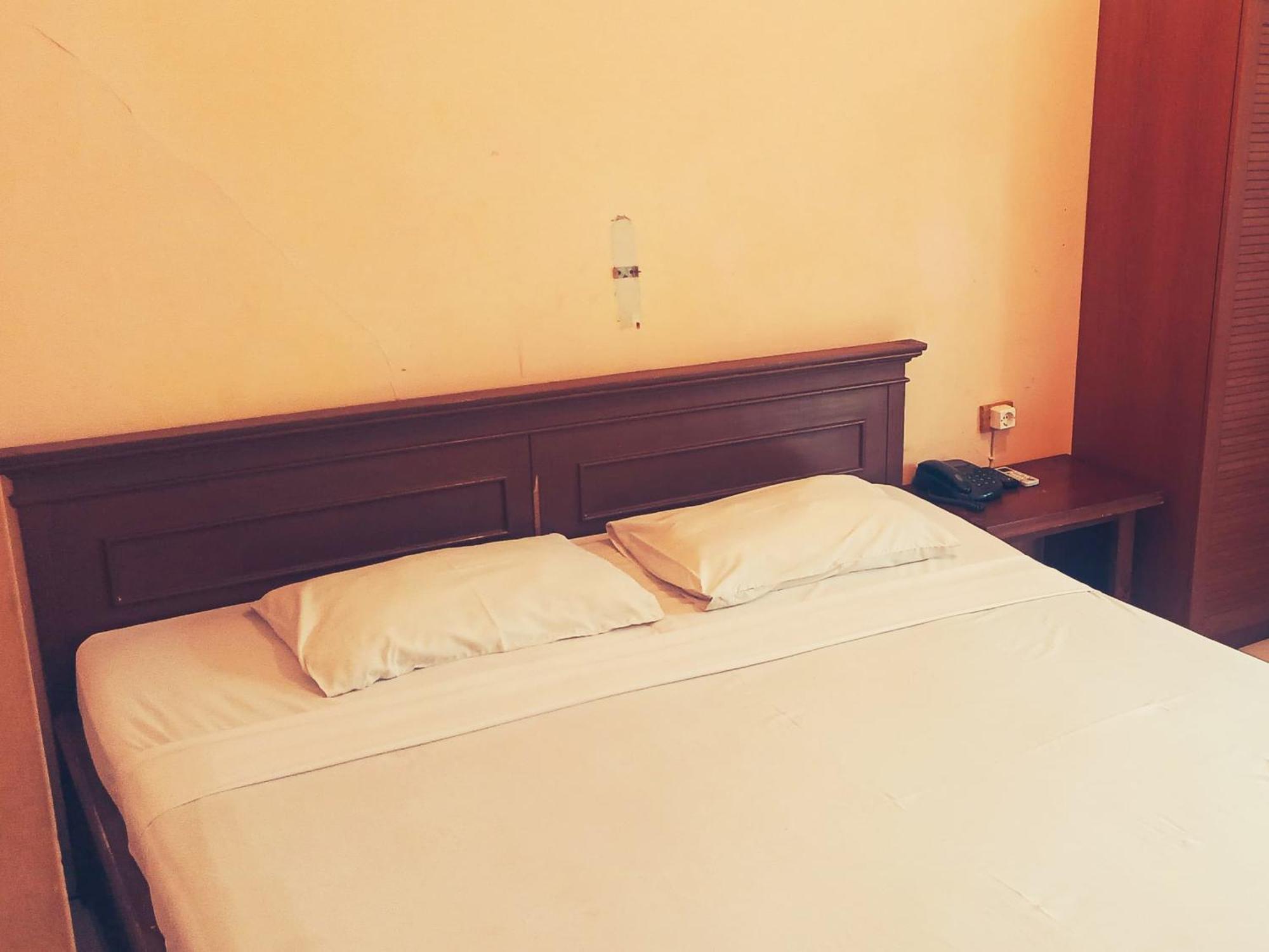 Hotel Wijaya Purwokerto Exterior foto