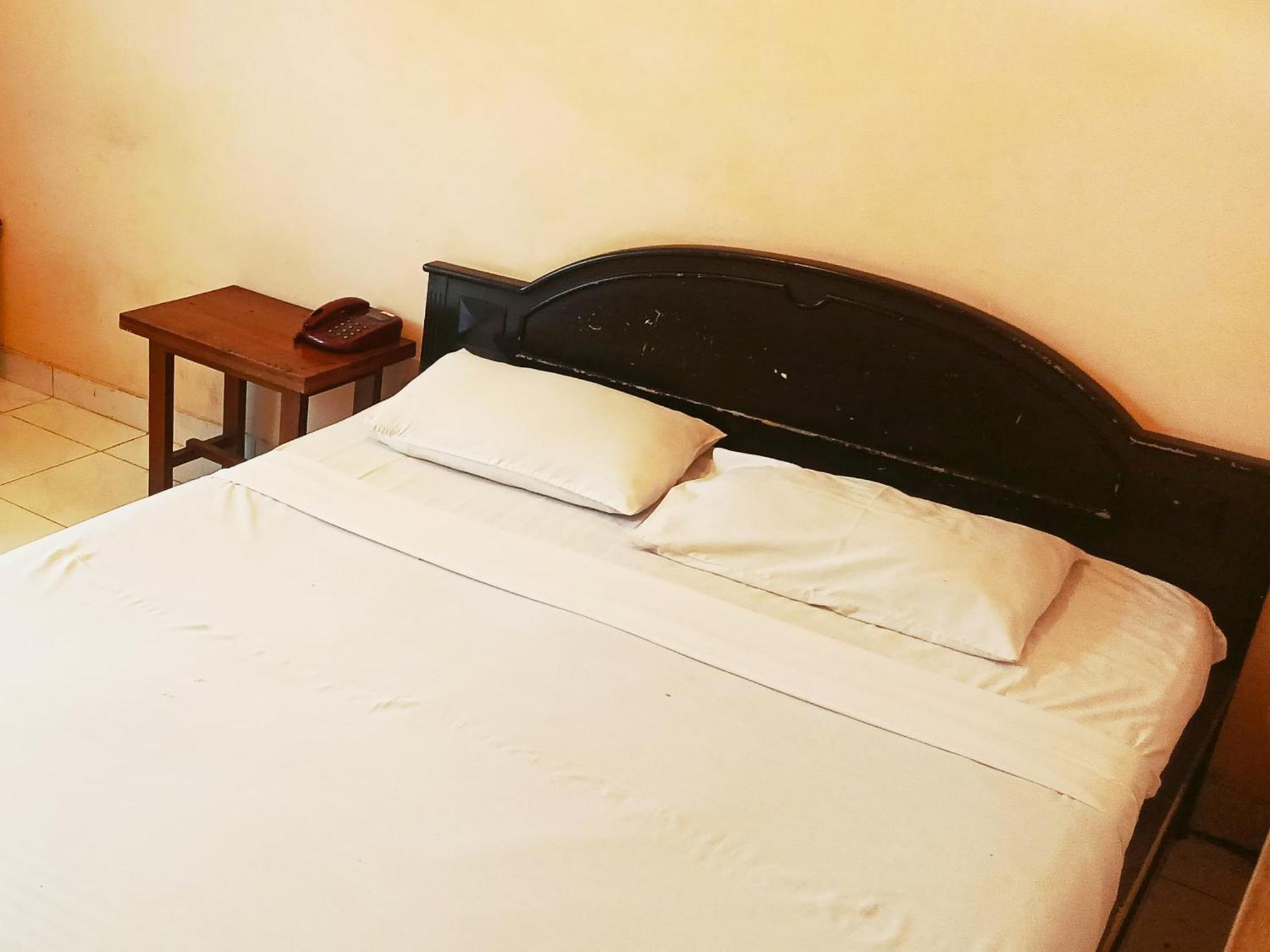 Hotel Wijaya Purwokerto Exterior foto